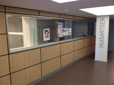 Huisartsenpraktijk Alberink, De Jonge, Peeraer