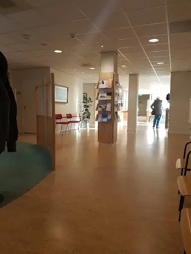 Apotheekhoudende Huisartsen Coöperatie De Es UA
